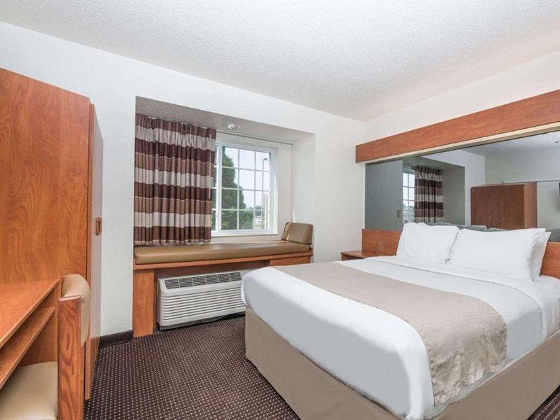 Microtel Inn & Suites By Wyndham Rice Lake Exteriör bild