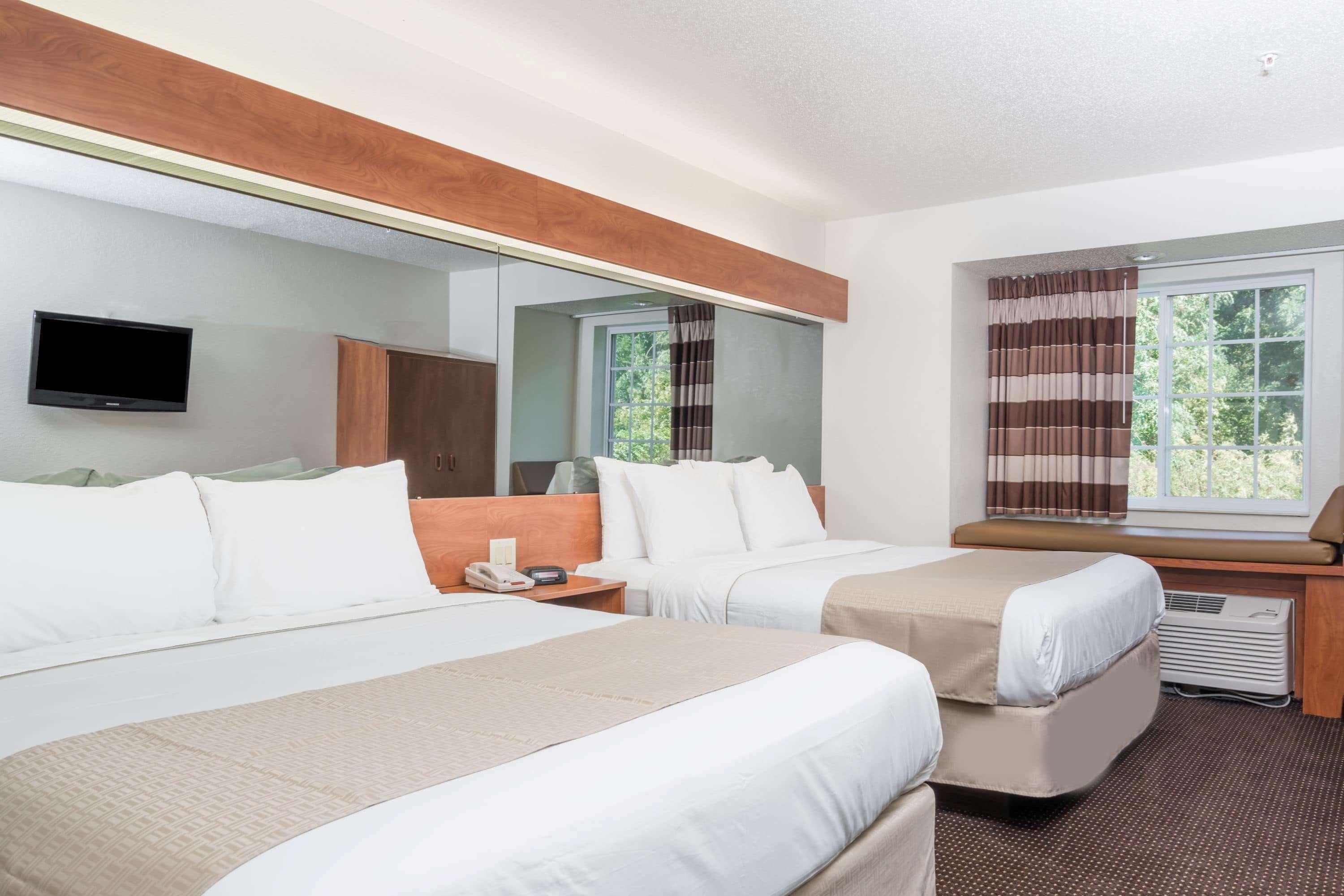 Microtel Inn & Suites By Wyndham Rice Lake Exteriör bild