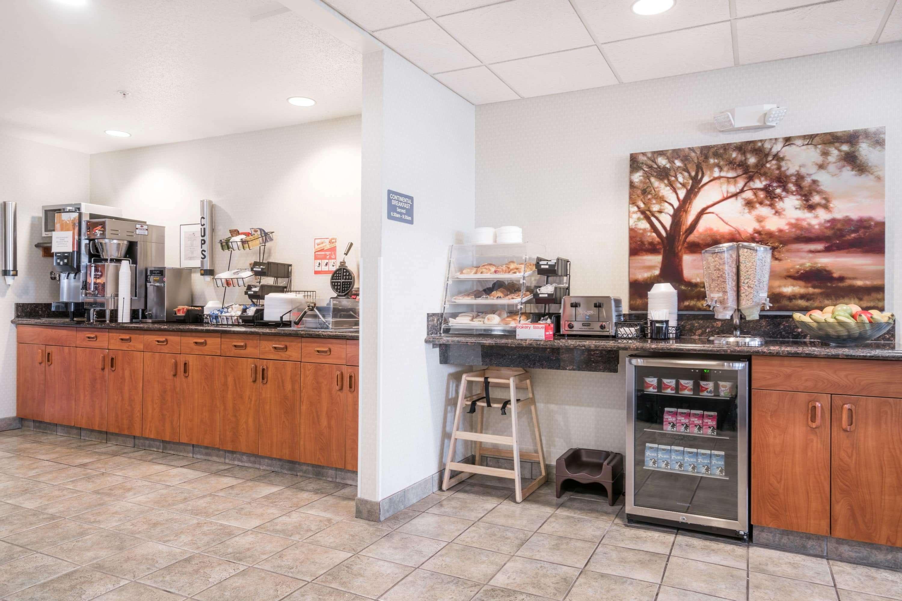 Microtel Inn & Suites By Wyndham Rice Lake Exteriör bild