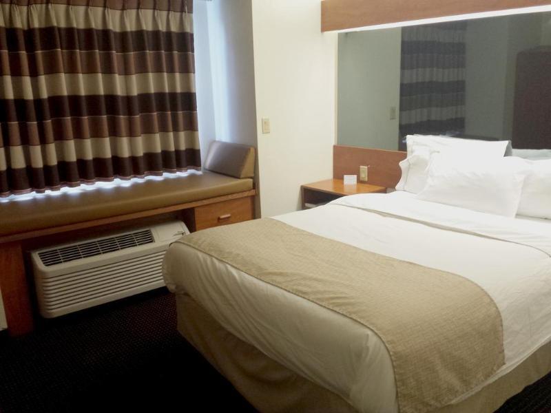 Microtel Inn & Suites By Wyndham Rice Lake Exteriör bild