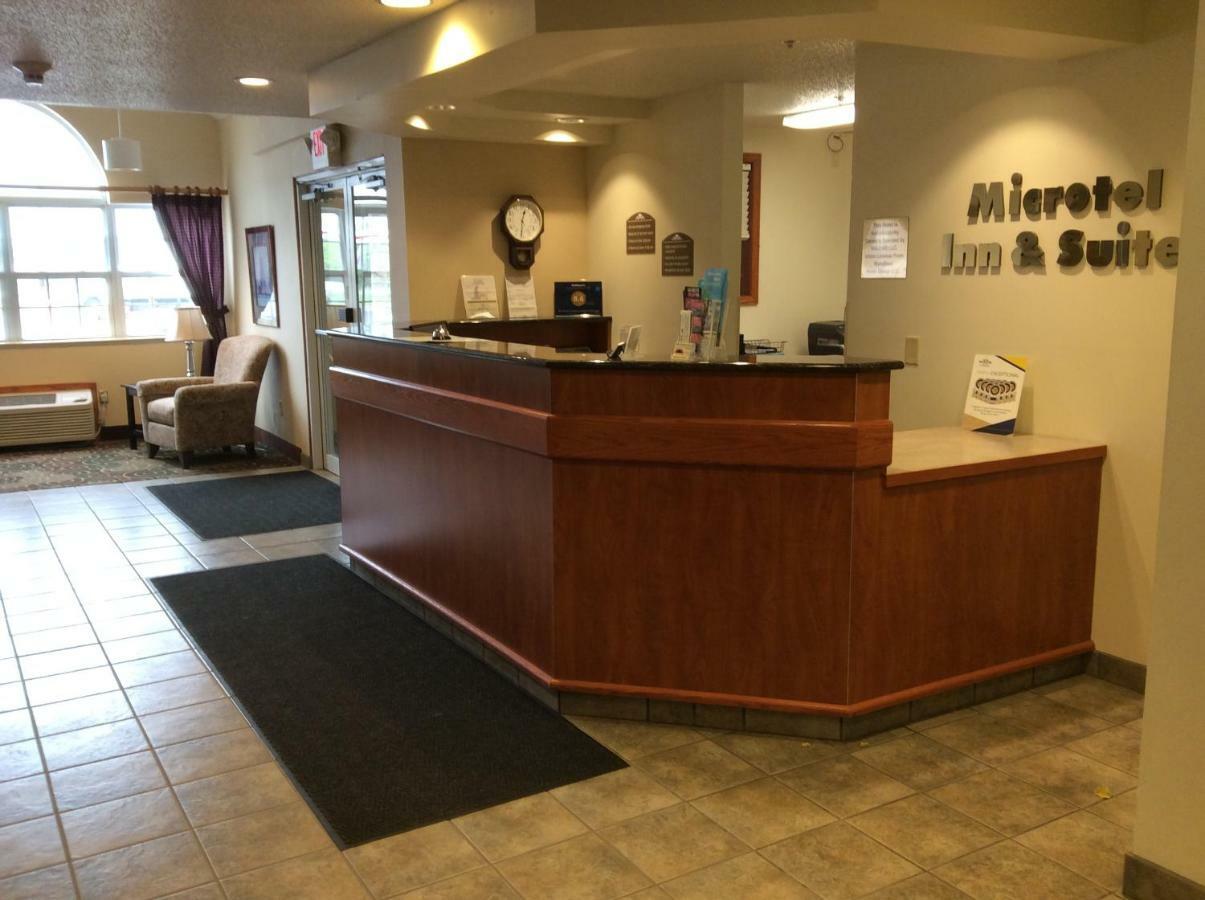 Microtel Inn & Suites By Wyndham Rice Lake Exteriör bild